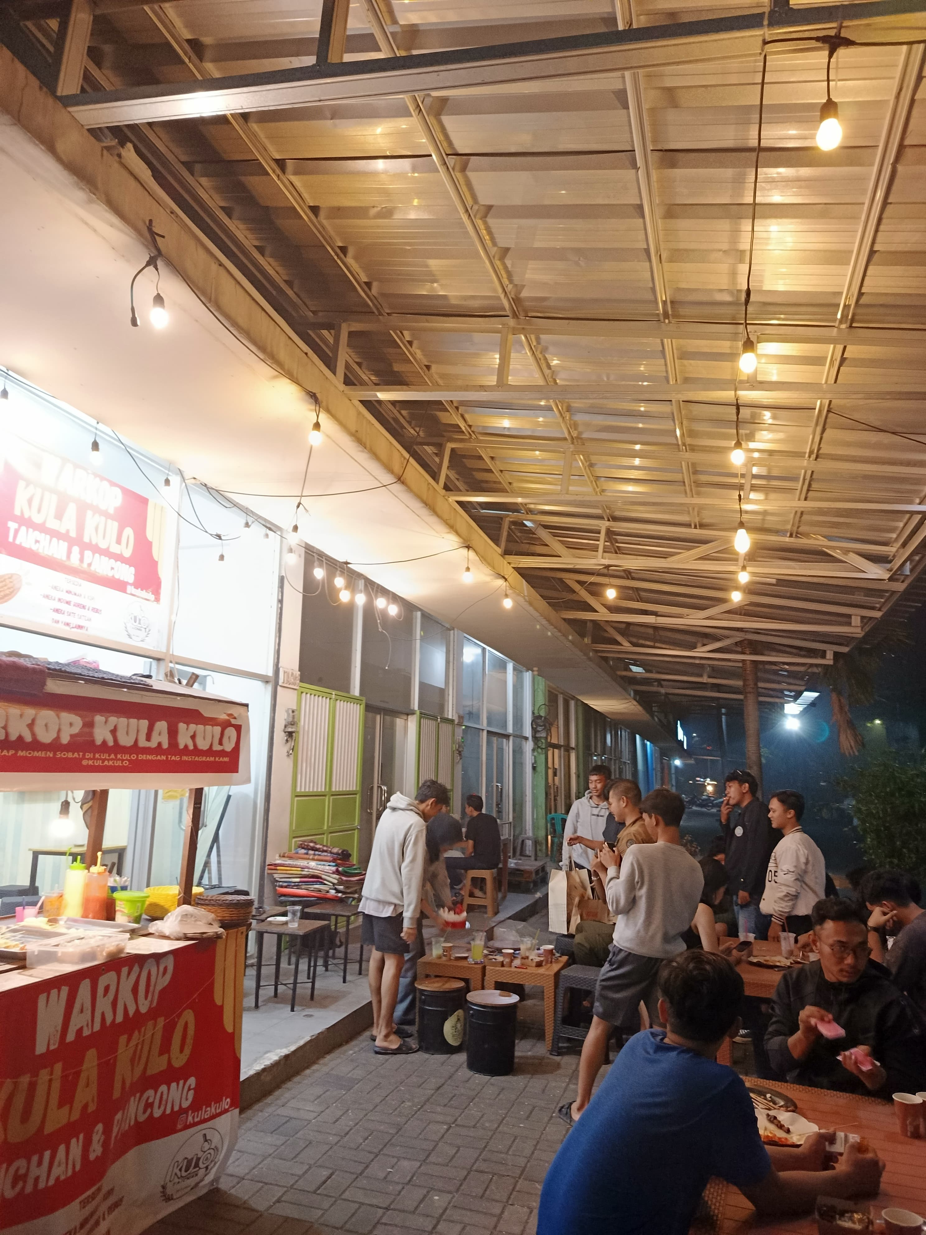 Depan Warkop Kula Kulo